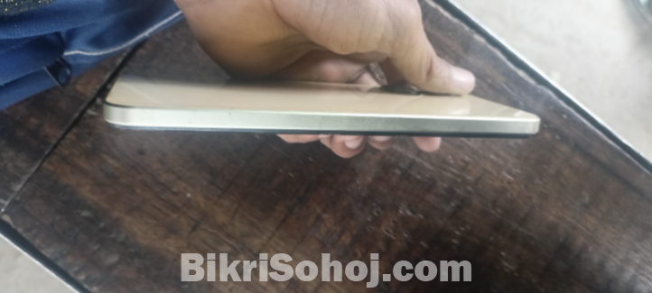 Vivo y16